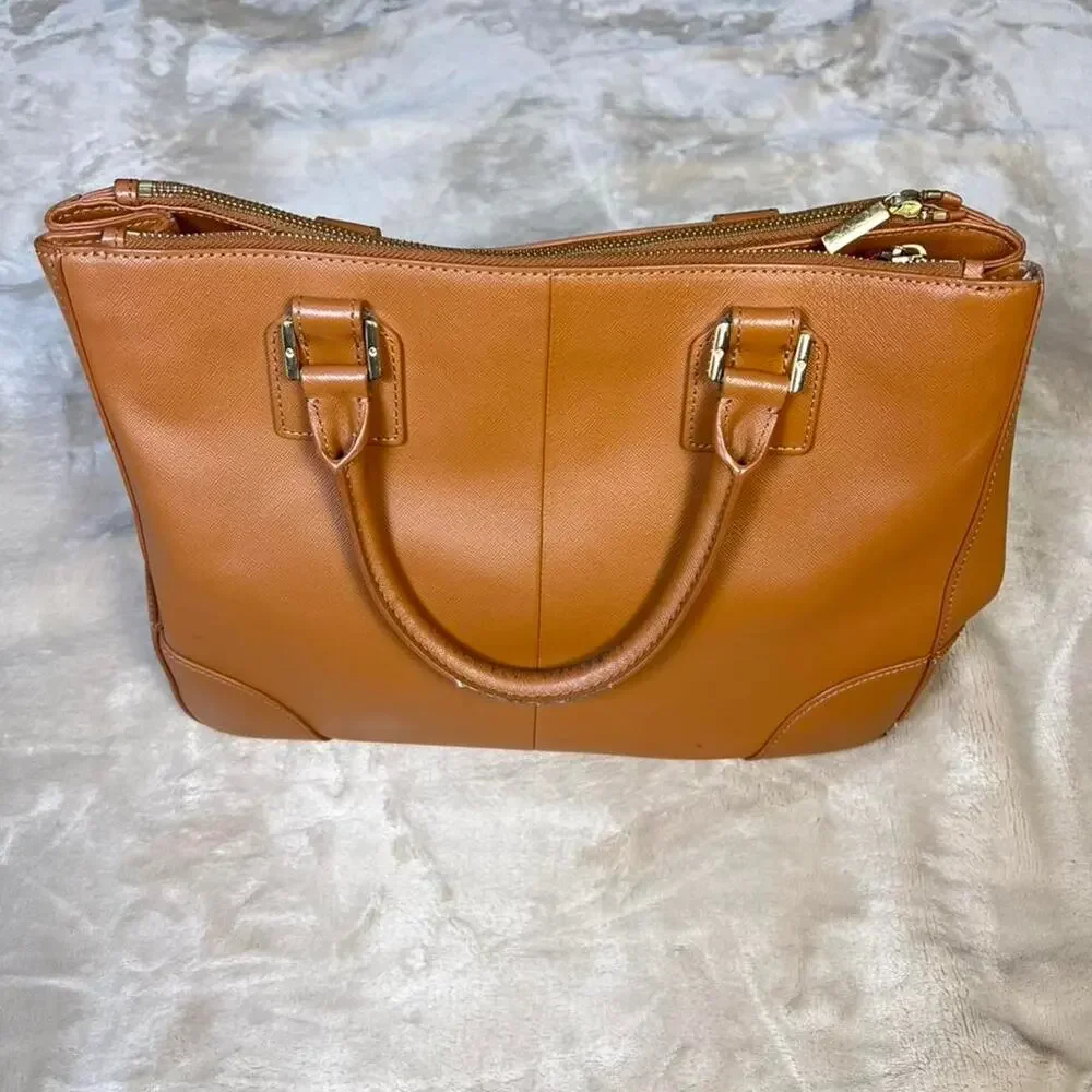 Tory Burch Robinson Double Zip Tote Brown Saffiano Leather